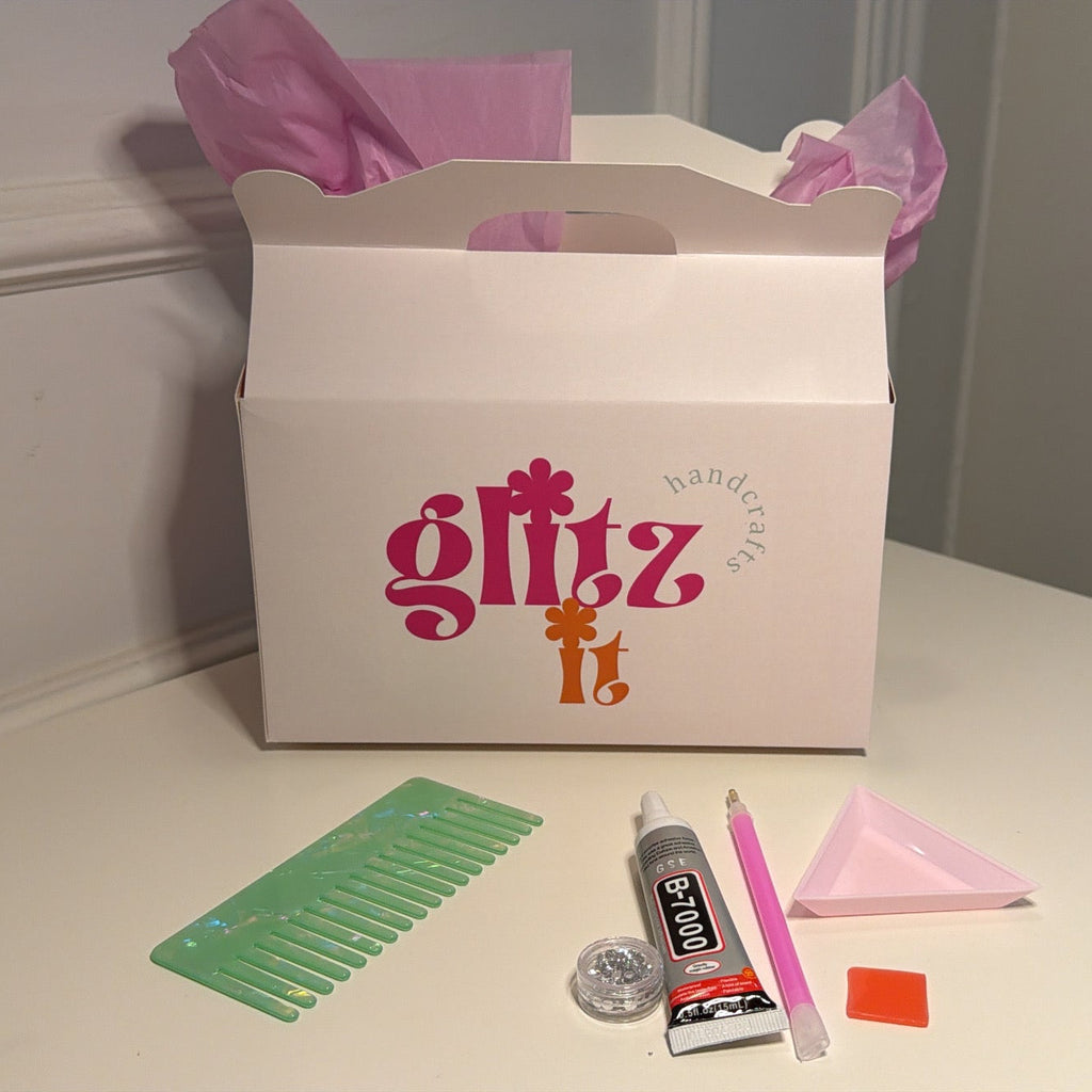 Comb bedazzle sit