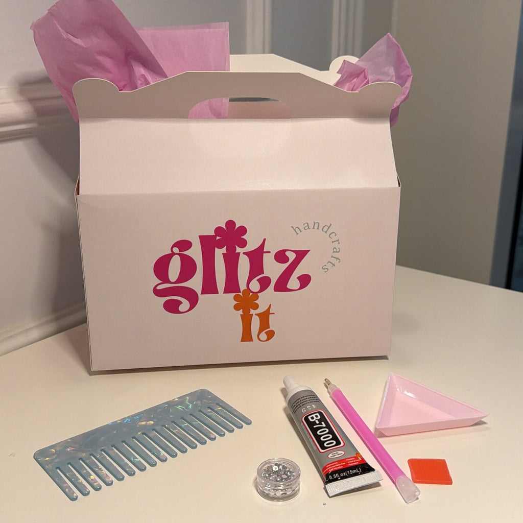 Comb bedazzle sit